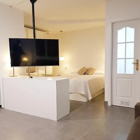 Lägenhet Garden 33